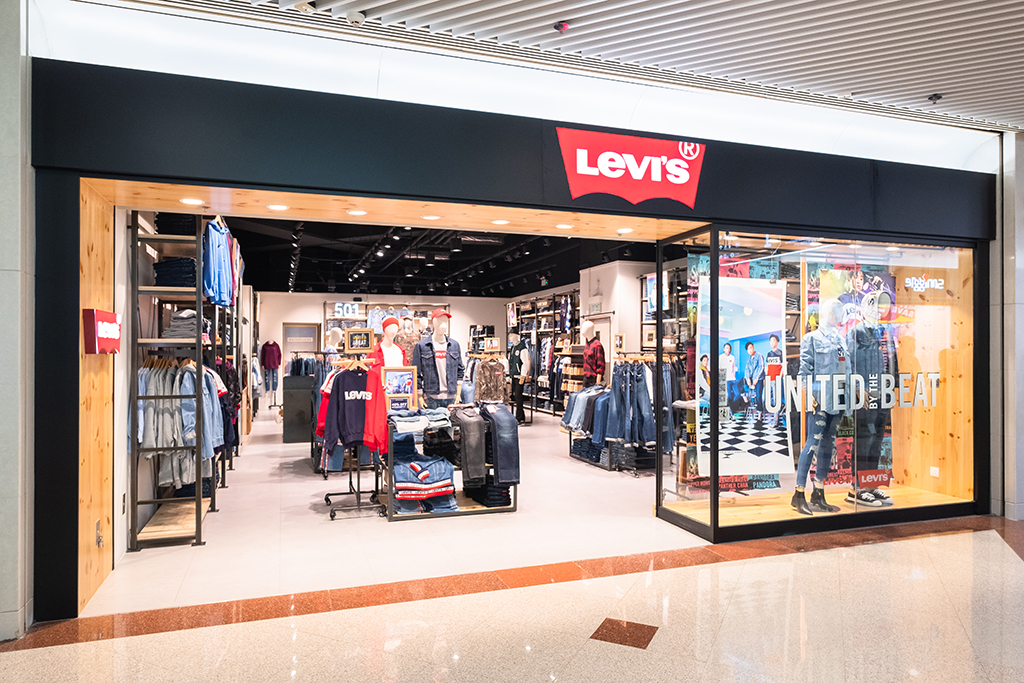 Levi's plaza clearance store